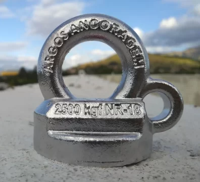 Cabos de aço galvanizado 6x19 para linha de vida,Acessórios forjados para cabos de aço em sistemas de ancoragem,Montagem de linha de vida com terminal de aço e clips,Dispositivo de segurança em altura com cabo de aço inoxidável,Conectores,tensores e esticadores para linha de vida predial